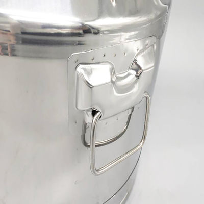 SS304 30Lの牛乳生産のデッサンは密封されたふたが付いているステンレス鋼のミルクの缶を使用した