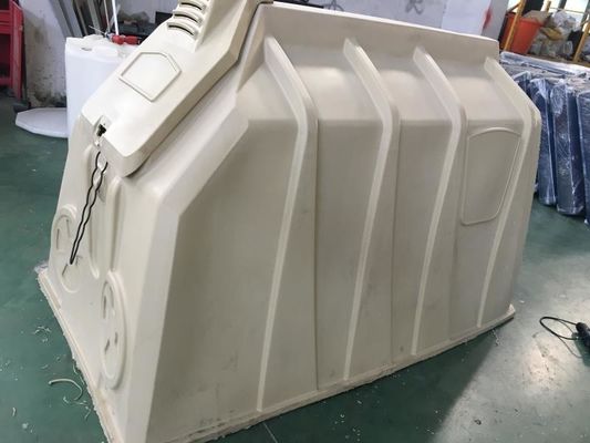 きれいな電流を通された網の長さ220cmのプラスチック子牛の避難所容易に
