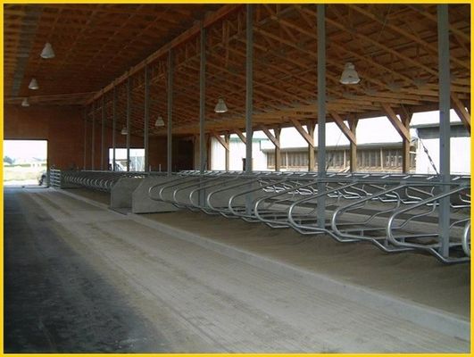 接戦のタイプ1.30m/cowの塀の牛自由な停止の調節可能なサイズ